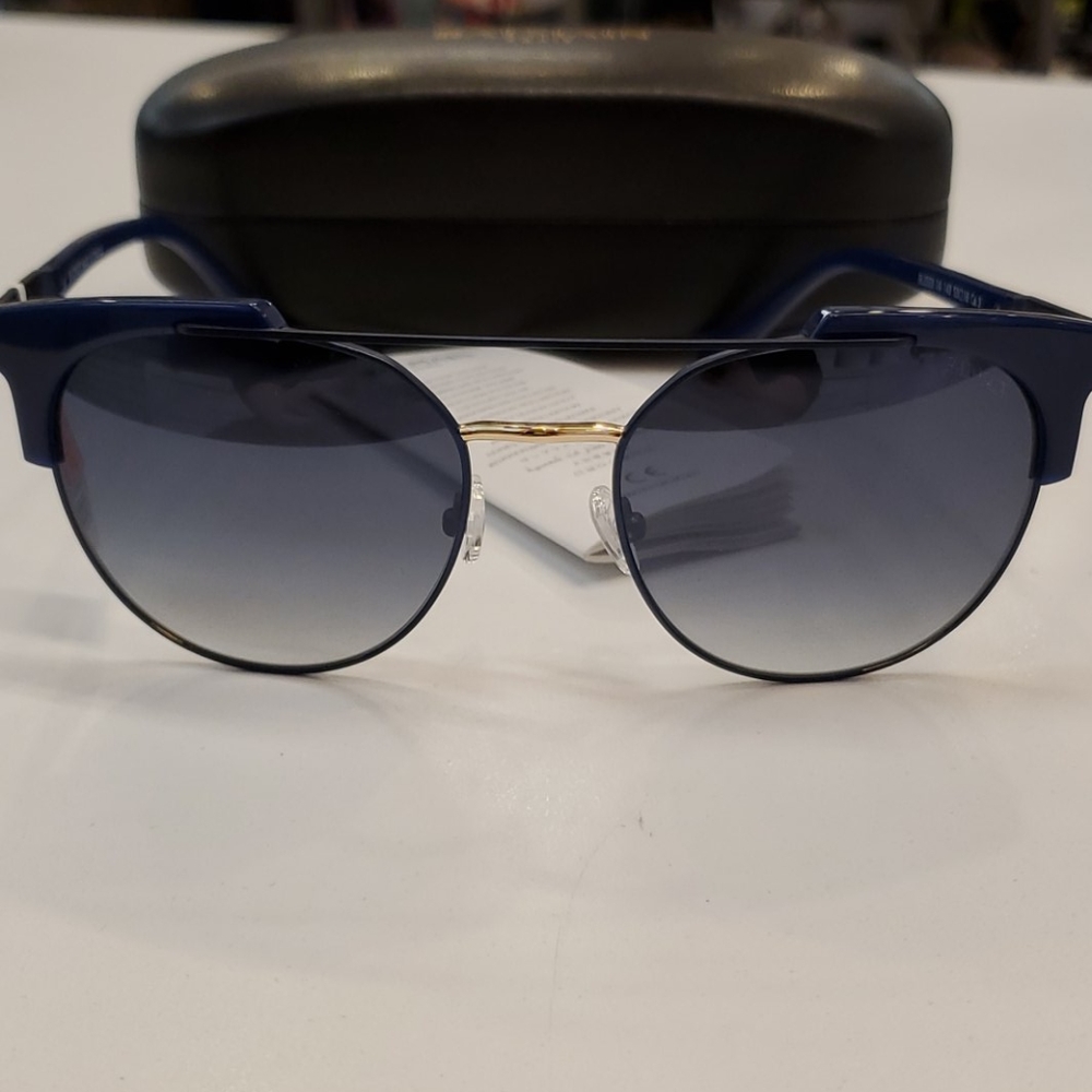 Authentic Balmain sunglasses - Picture 2 of 5